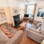 Corner House