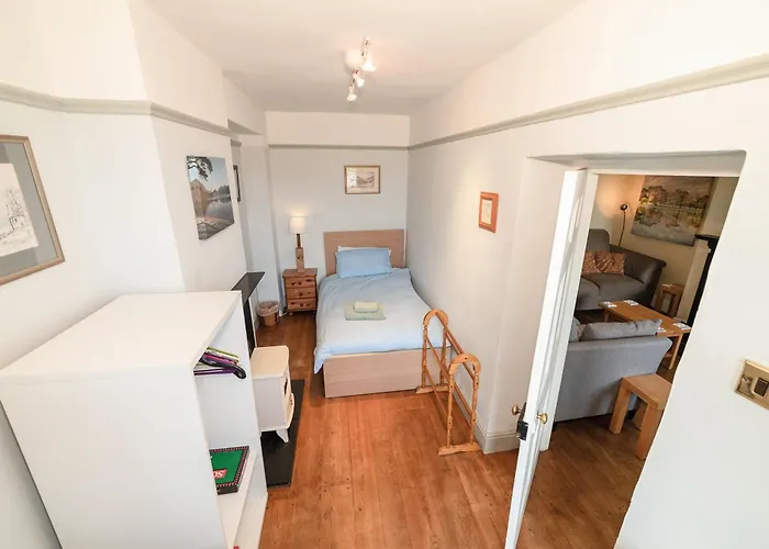 Holiday home Corner House *